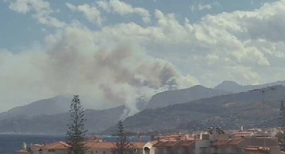 Πυρκαγιά σε δασική έκταση στην περιοχή Ροζενά Ξυλοκάστρου Κορινθίας